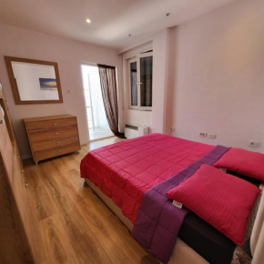 2 Bedroom apartment in the heart of Tirana